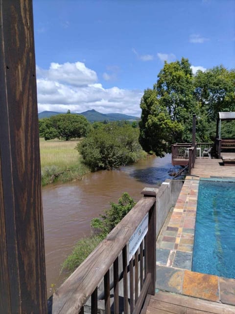 2 outdoor pools