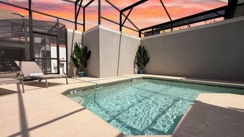 A family-friendly resort villa featuring a private screened-in pool, a fun themed kids’ bedroom, spacious interiors, and incredible resort amenities—all just minutes from Walt Disney World.
