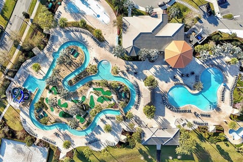 Your lakeside sanctuary awaits. Nestled in the heart of a vibrant community, our clubhouse is the ultimate destination for relaxation and play.