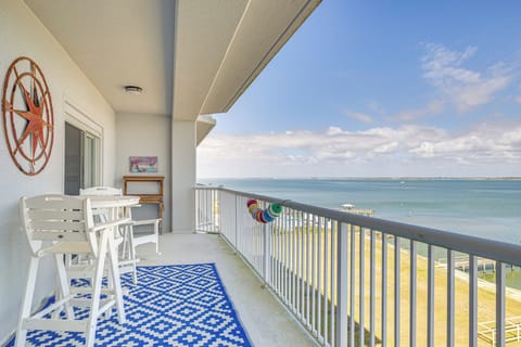 Apartment (3 Bedrooms) | Front of property