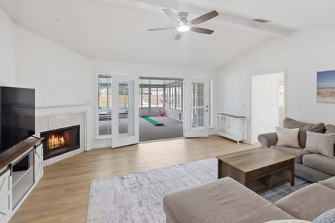 House, 3 Bedrooms | Living area | Smart TV, streaming services
