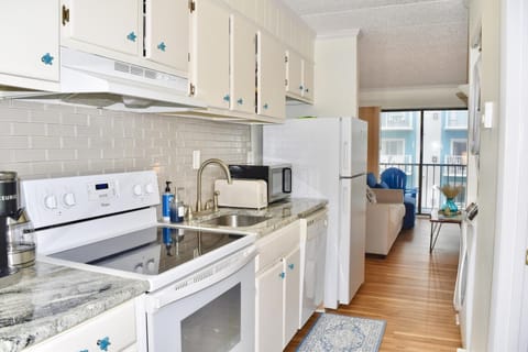 Condo, 1 Bedroom | Private kitchen | Fridge, coffee/tea maker, toaster