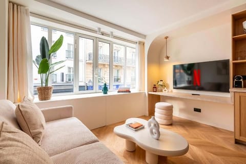 Apartment, 2 Bedrooms, City View | Living area | TV