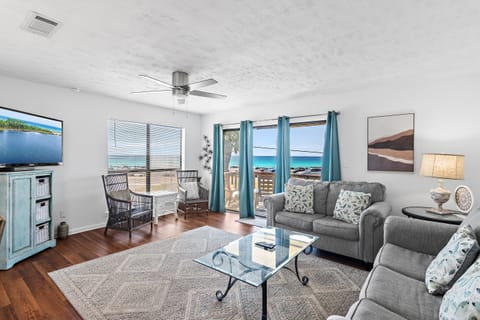 Welcome to Blue Surf 1
