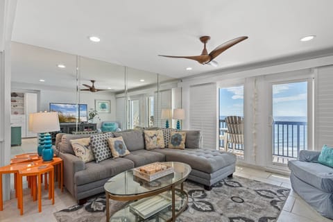 Pinnacle Port Unit C3-601 11