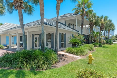 Pearl Shores Villa Front Facade