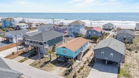 Ocean‑view Surf City escape just steps from the sand. Dolly's Dream sits 2nd row from the beach with ocean access under 0.1 miles