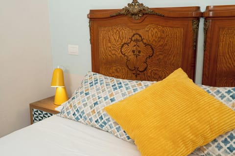 Apartment (3 Bedrooms) | 3 bedrooms, laptop workspace, iron/ironing board, bed sheets