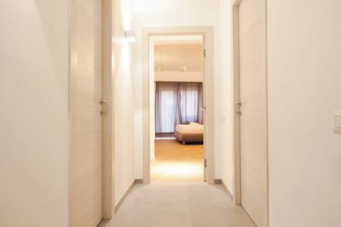 Apartment (2 Bedrooms) | 2 bedrooms, iron/ironing board, cribs (free), bed sheets