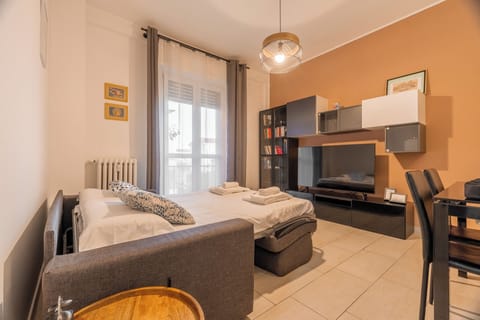 Apartment (1 Bedroom) | Interior