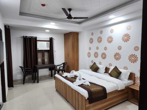 Standard Room | Free WiFi