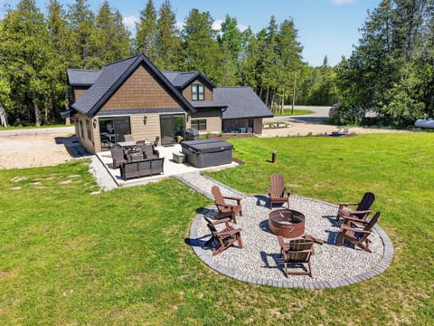 Lot of sitting areas outside to enjoy the Door County Summer!