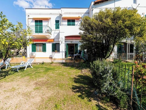 Apartment, Resort, Chair, Shade, Balcony, Kitchen & Dining Room Table, Restaurant, Eco Hotel, Hotel