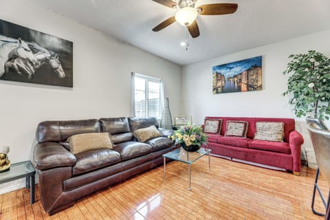 Hawthorne Vacation Rental | 3BR | 2BA | 1,200 Sq Ft