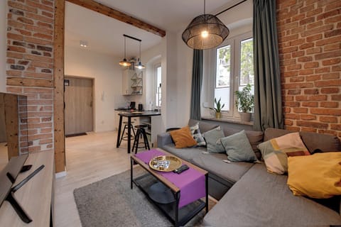 Apartment, Mountain View | Living room