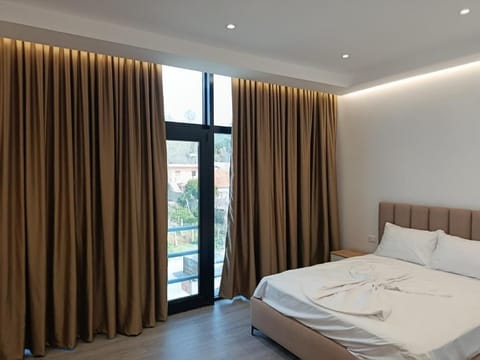 Comfort Double Room, Garden View | Desk, free WiFi