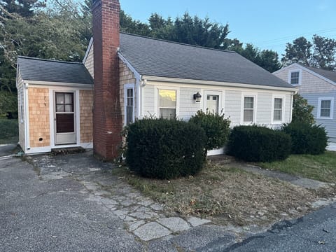 Great spot with access to restaurants, entertainment and beaches,   