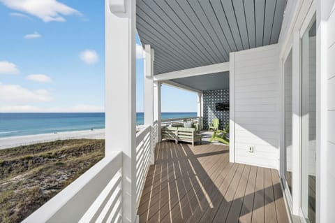 House, Multiple Beds, Pool Access, Ocean View (Beachfront Breezes) | Property grounds
