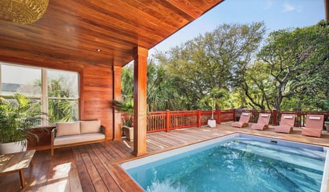 Pool Deck | Rosewood Retreat | 2605 Palm Blvd, Isle of Palms, SC | IOP Escapes
