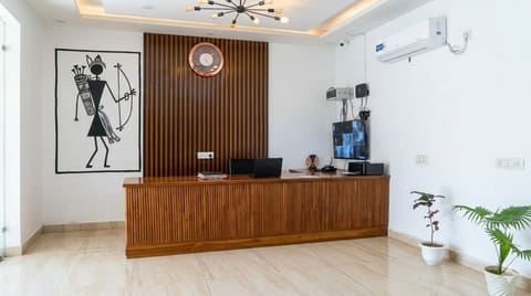 Reception hall