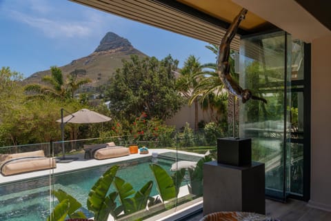 House | 5 bedrooms, Internet