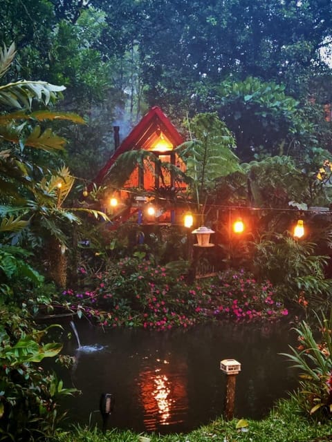 Standard Chalet, 1 Bedroom, Balcony, Lake View | WiFi (free), individually decorated, individually furnished, bed sheets