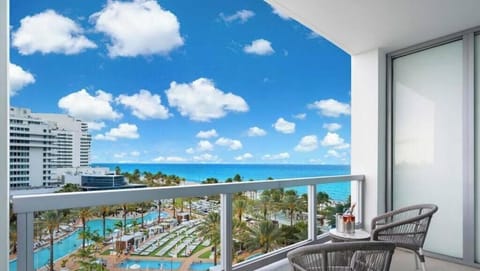 Studio, Balcony, Ocean View | Property grounds