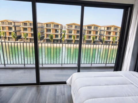 Family House, Balcony, Lagoon View | WiFi (free)