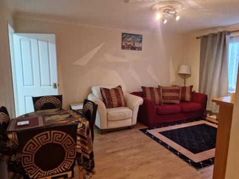 House, 3 Bedrooms, Accessible | Living room