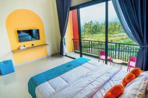 Deluxe Double Room, Balcony | Desk, free WiFi