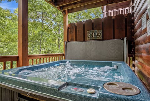 Relax In The Private Hot Tub Under The Stars