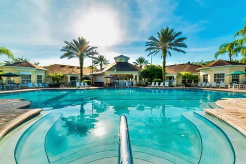 Windsor Palms