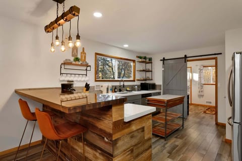 Cabin, Multiple Beds, Mountain View (2607) | Private kitchen