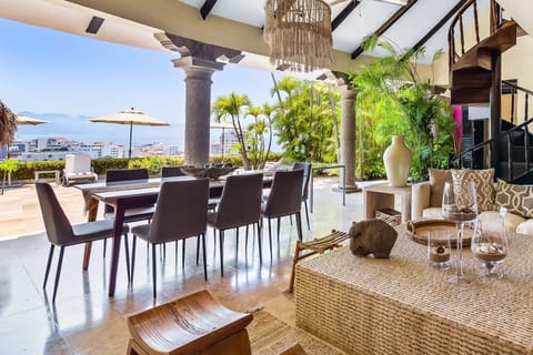 Villa, Multiple Beds, Pool Access, Ocean View (Casa Ciclamor) | Outdoor dining