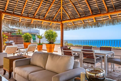 House, Multiple Beds, Pool Access, Ocean View (Grand Miramar APH1) | Outdoor dining