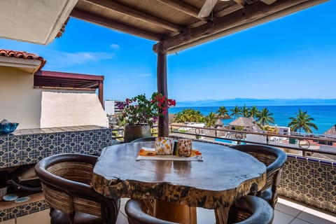 Condo, Multiple Beds, Pool Access, Ocean View (Casa Petosa - El Anclote) | Outdoor dining