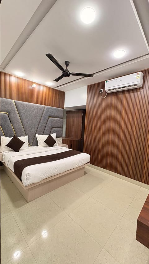 Double Room | In-room safe