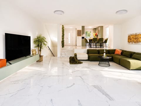 Luxury Villa | Living room