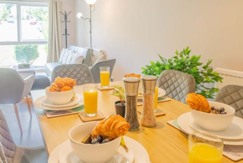 House | 4 bedrooms, Internet