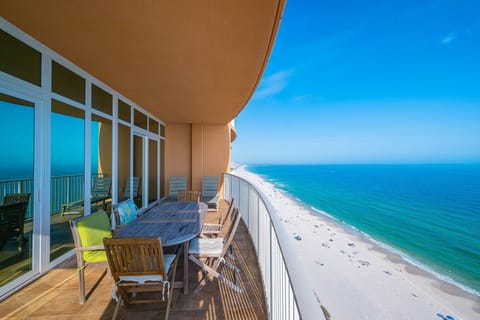 Condo, 4 Bedrooms | Outdoor dining
