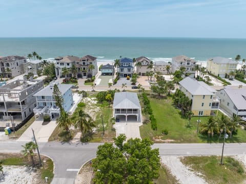 Prime location! Catch stunning ocean views and enjoy being just a short, easy walk away from the soft sandy beach.