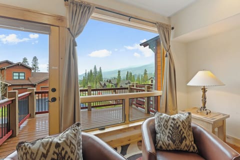 Studio (3 Bedrooms) | Property amenity