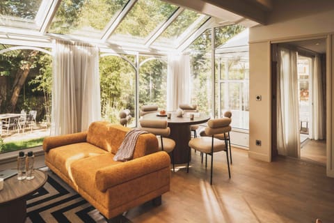 A bright and airy space where natural light pours in — perfect for a quiet breakfast or afternoon tea.