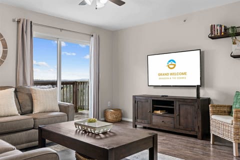 Condo, Multiple Beds, Balcony, Garden View (2907 Vineyards 5) | Living area