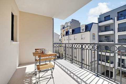 Apartment | Outdoor dining