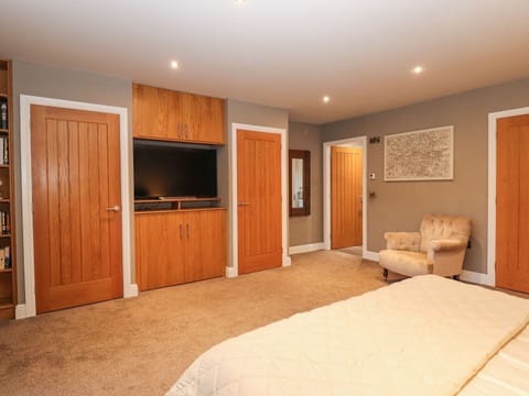 3 bedrooms, WiFi (free), individually decorated, individually furnished