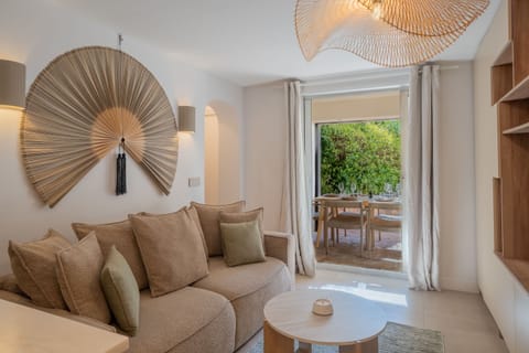 Apartment | Living area