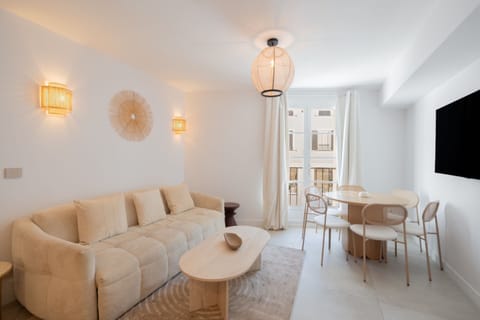 Apartment | Living area
