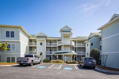 Mimi’s Place | Pet-Friendly (1 Pet Only) Coastal Getaway Near Beach & Golf Views