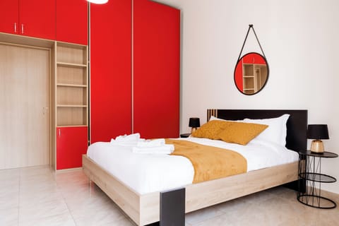 Apartment (2 Bedrooms) | 2 bedrooms, bed sheets